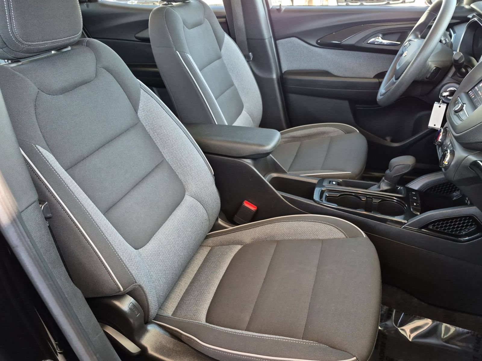 Used 2023 Chevrolet TrailBlazer LS FWD image 27
