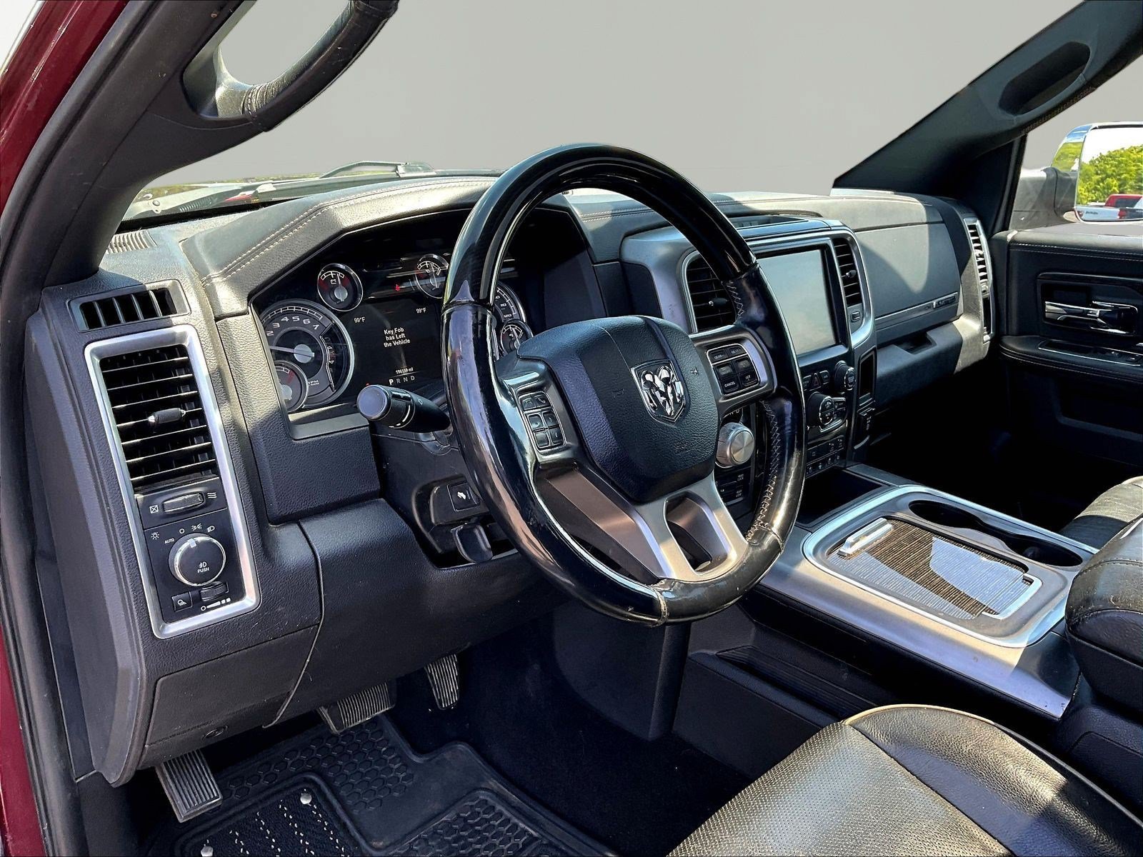 Used 2017 RAM 1500 Limited AWD/4WD image 16