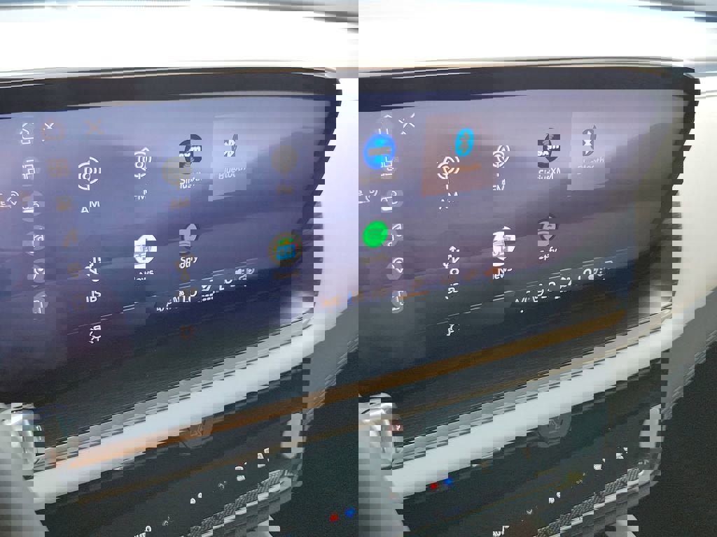 Used 2024 Buick Envision Avenir image 25