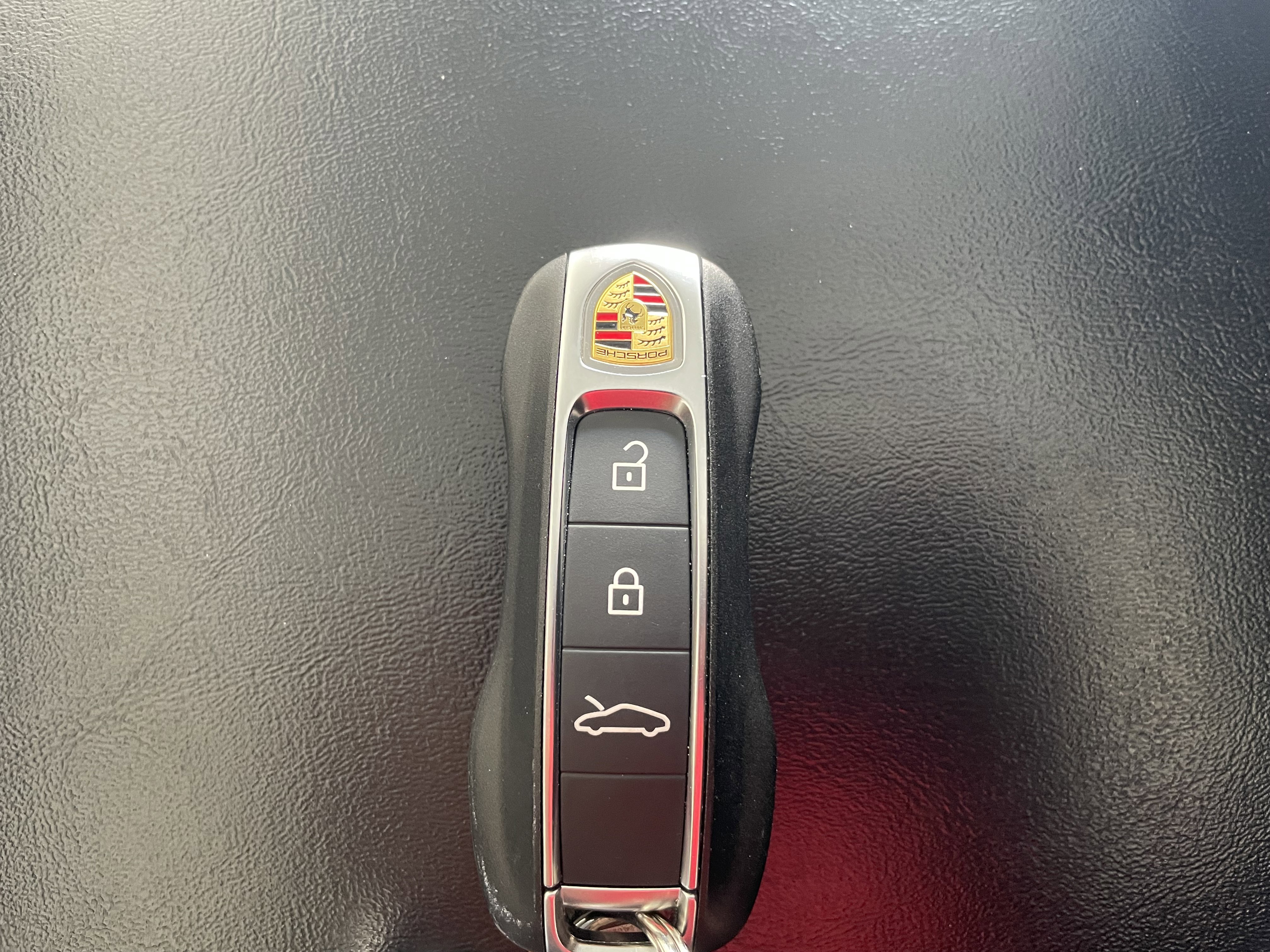 Used 2025 Porsche 911 Carrera image 25