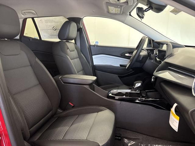 New 2026 Chevrolet Trax LT w/ Driver Confidence Package FWD image 22