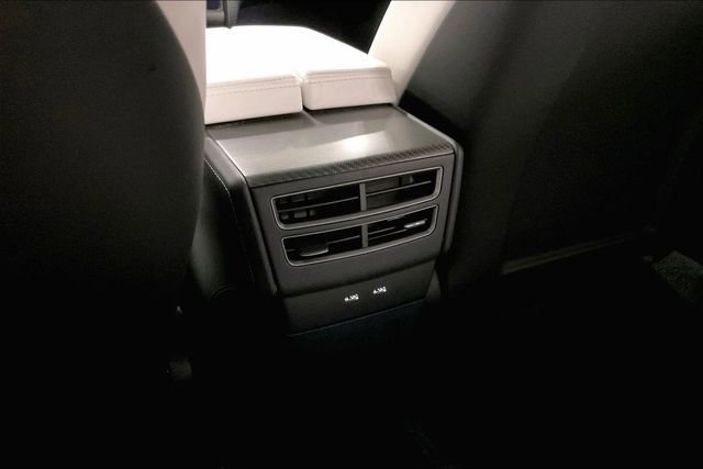 Used 2020 Tesla Model S Performance image 34