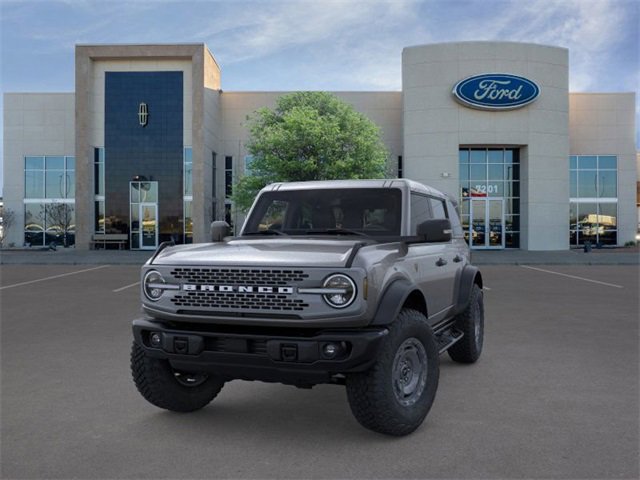 New 2025 Ford Bronco Badlands image 2