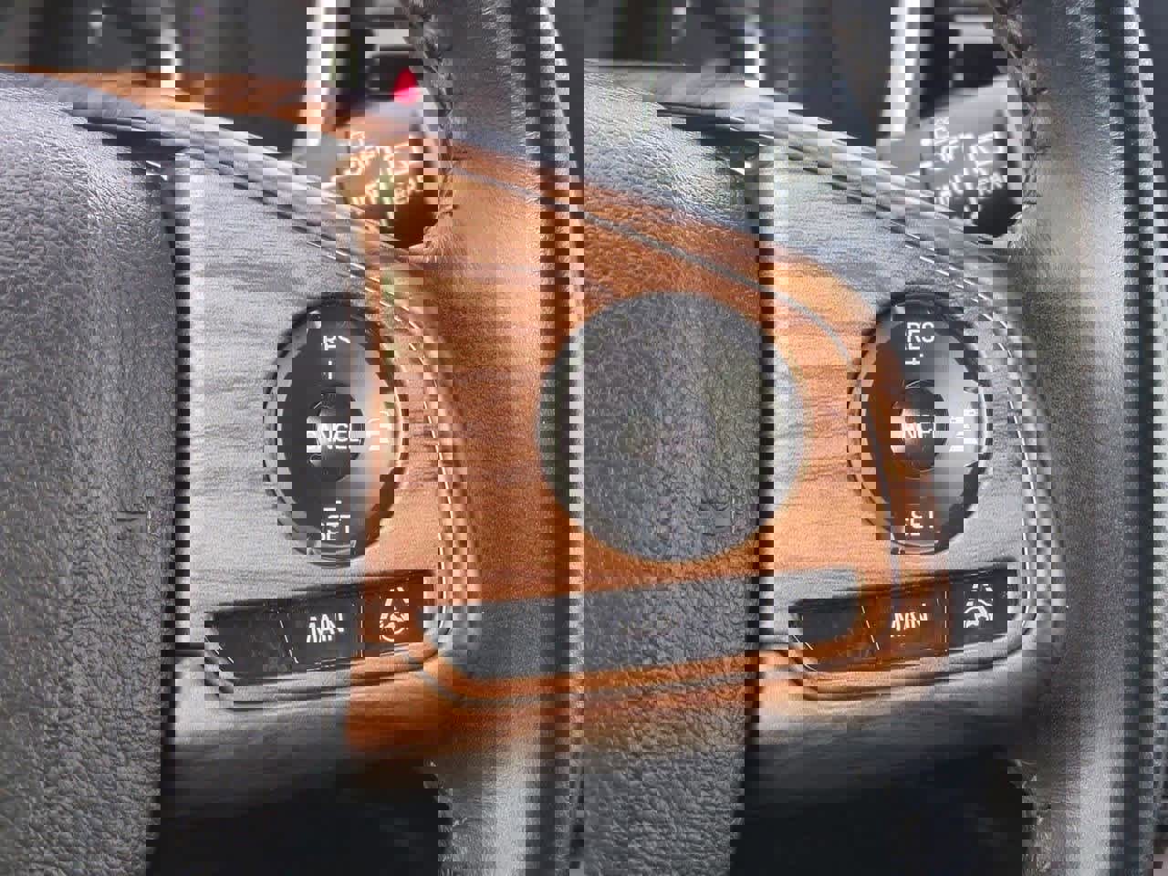 Used 2018 Honda CR-V EX-L image 26