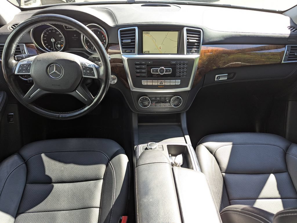 Used 2013 Mercedes-Benz ML 550 4MATIC image 8