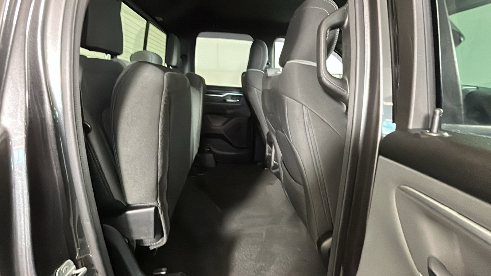 Used 2022 RAM 1500 Big Horn RWD image 34