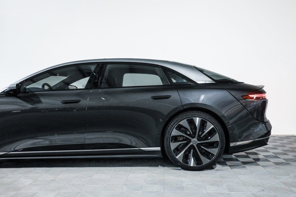 Used 2023 Lucid Air Grand Touring image 17