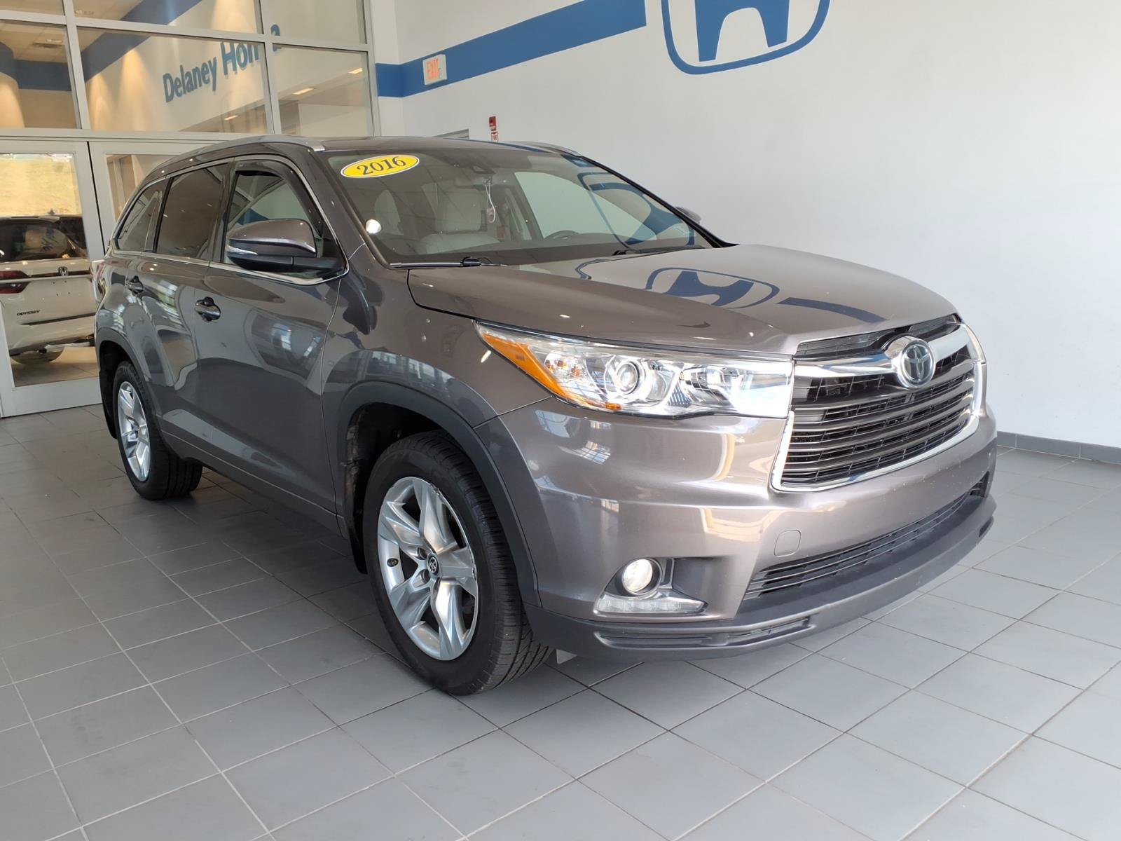 Used 2016 Toyota Highlander Limited w/ Driver Technology Package