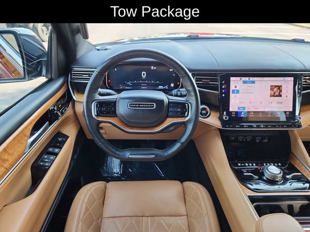 Used 2025 Jeep Grand Wagoneer L Series III w/ Rear Seat Video Group 1 AWD/4WD image 24