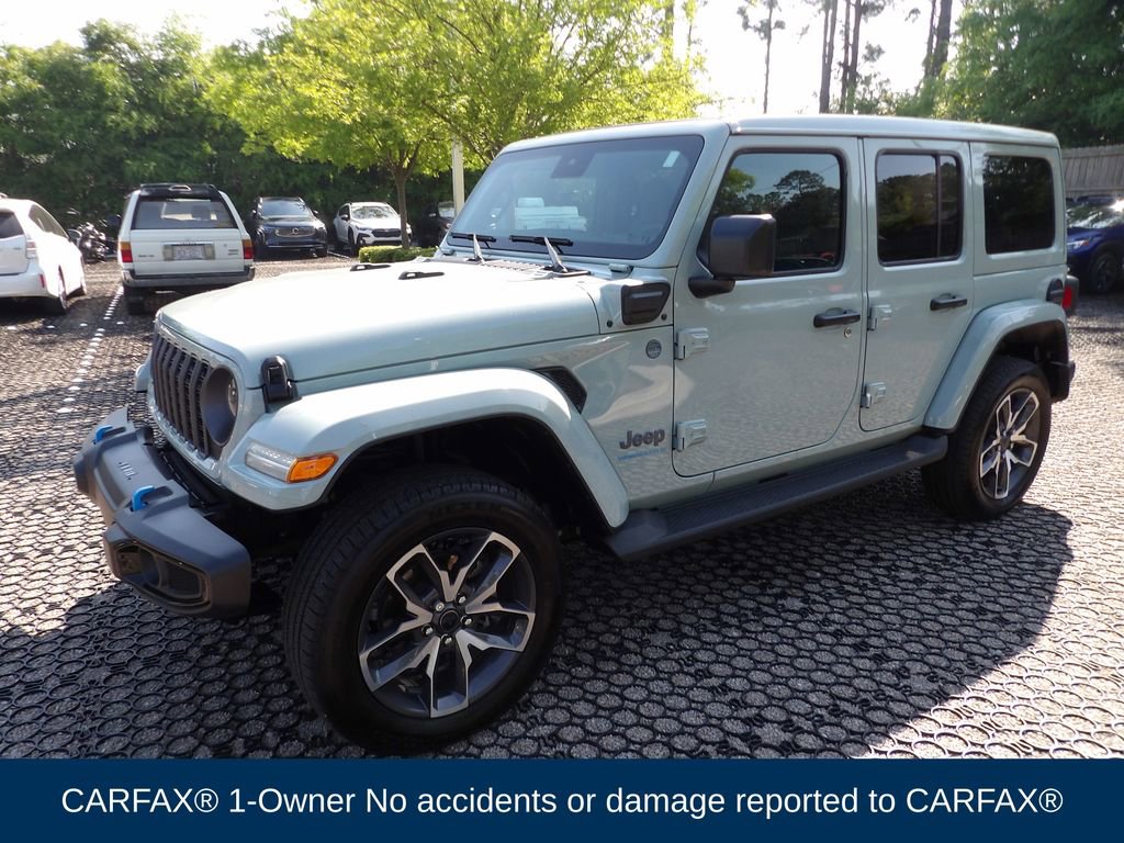 Used 2024 Jeep Wrangler Unlimited AWD/4WD image 3