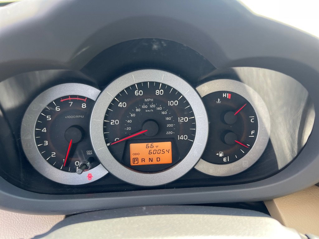 Used 2012 Toyota RAV4 4WD w/ Value Pkg image 27