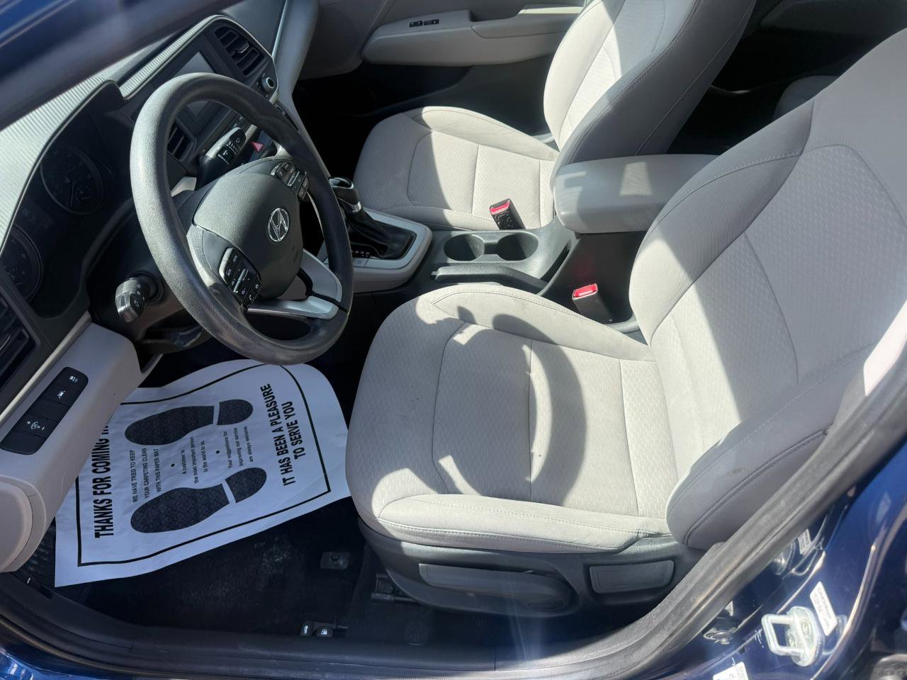 Used 2020 Hyundai Elantra SE image 10