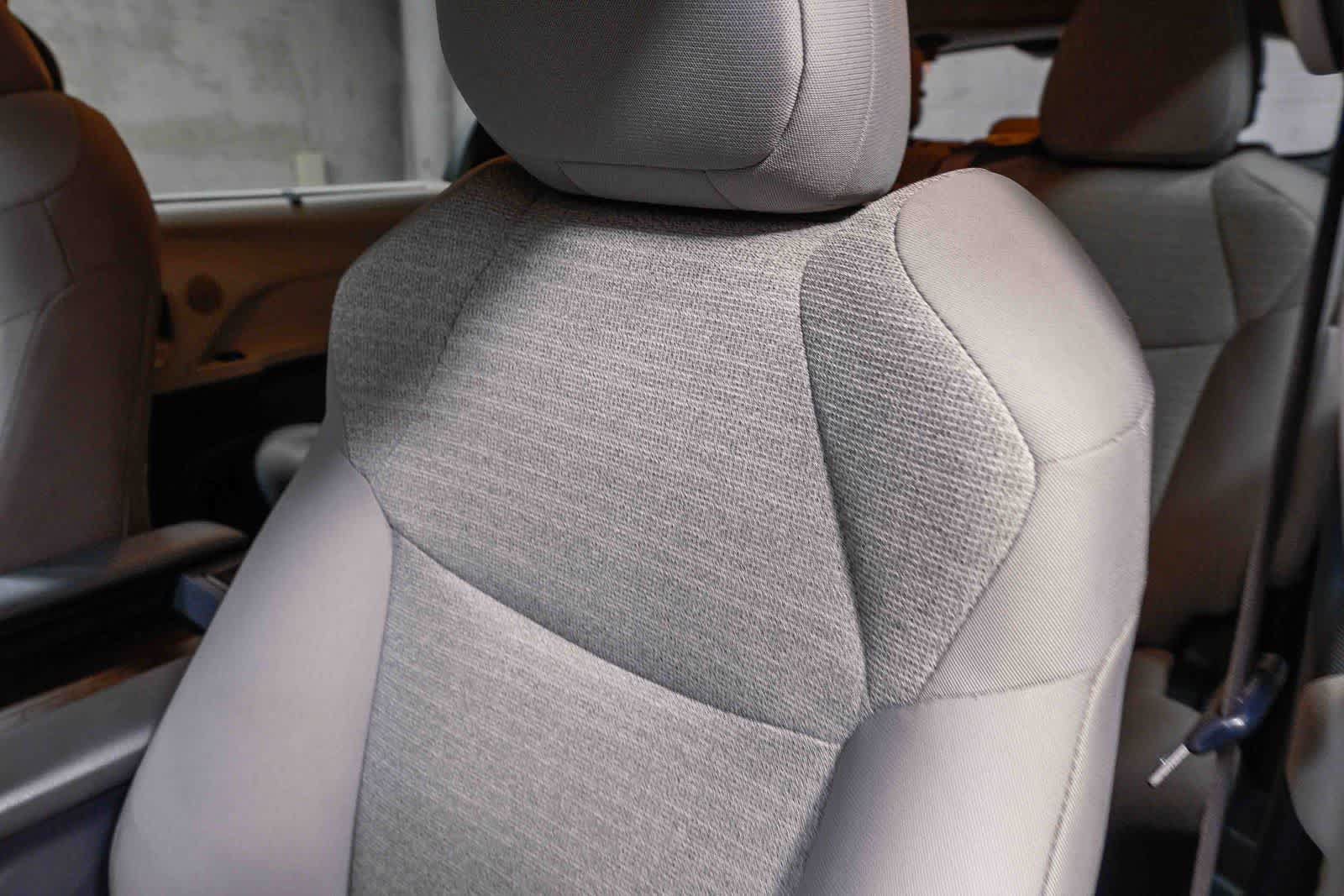 Used 2022 Toyota Sienna LE FWD image 25