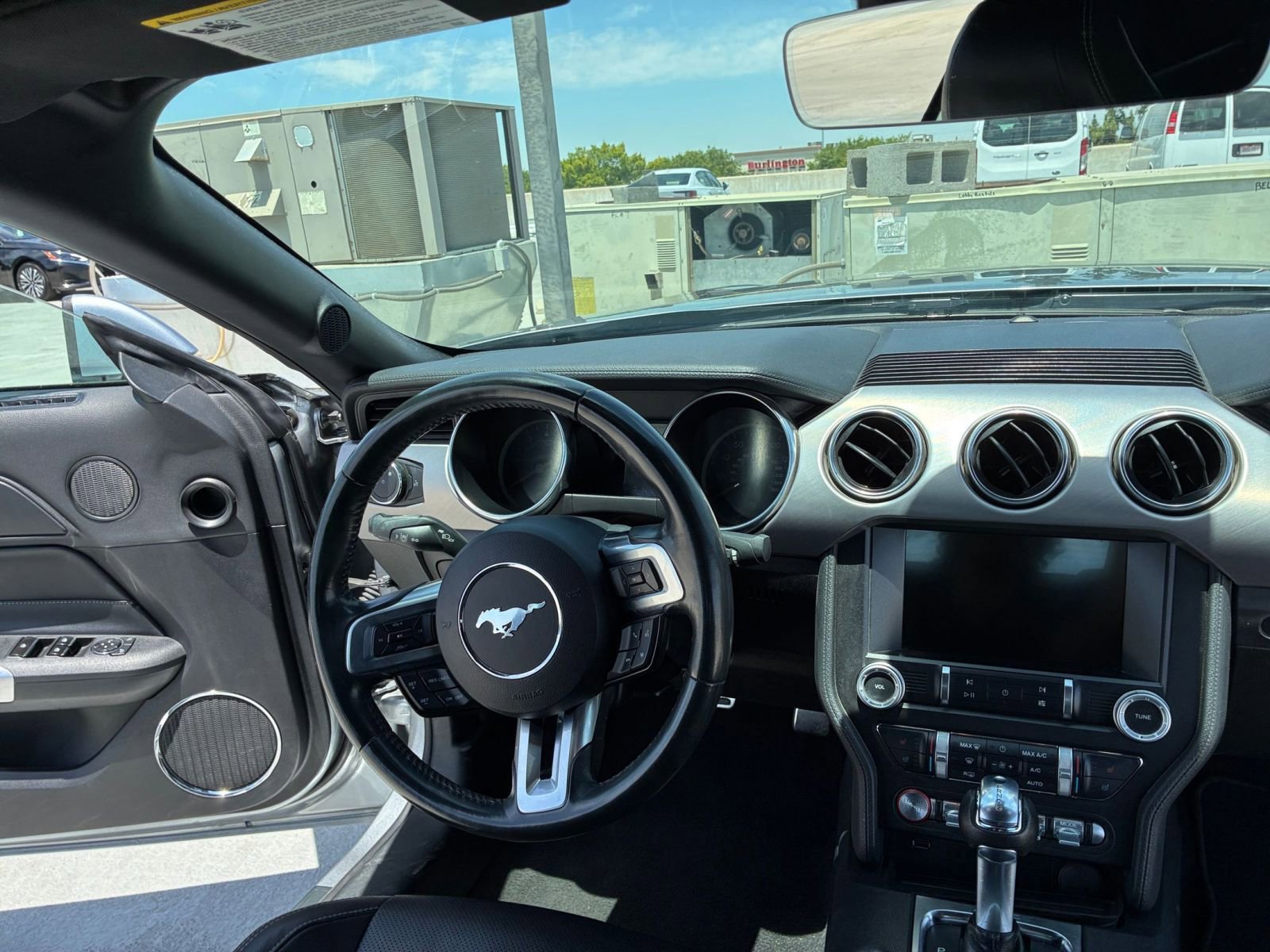 Used 2023 Ford Mustang Premium image 33