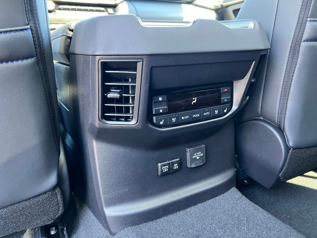 New 2026 Toyota Sequoia Platinum w/ TRD Off-Road Package AWD/4WD image 17