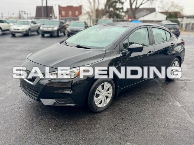 Used 2021 Nissan Versa S image 3