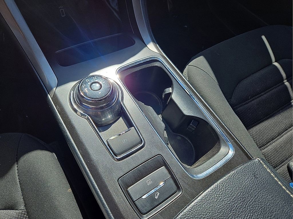 Used 2018 Ford Fusion SE image 29