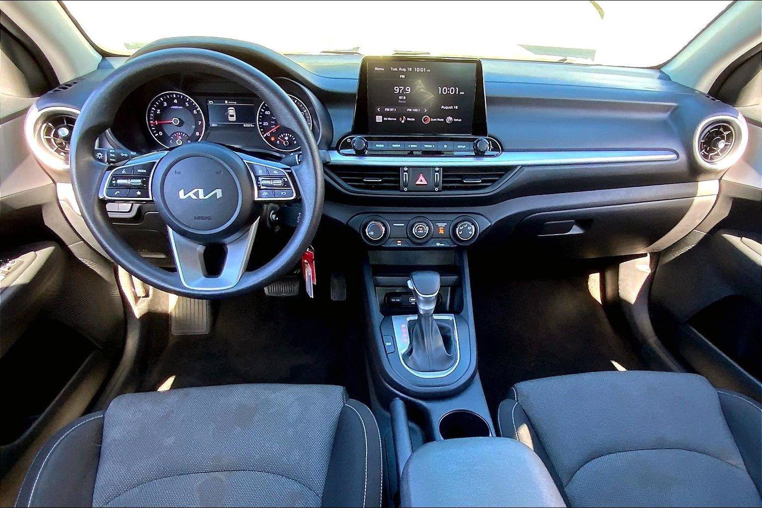 Used 2024 Kia Forte LXS FWD image 12