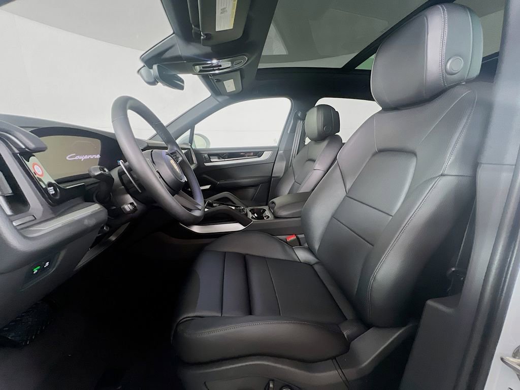 New 2026 Porsche Cayenne image 5