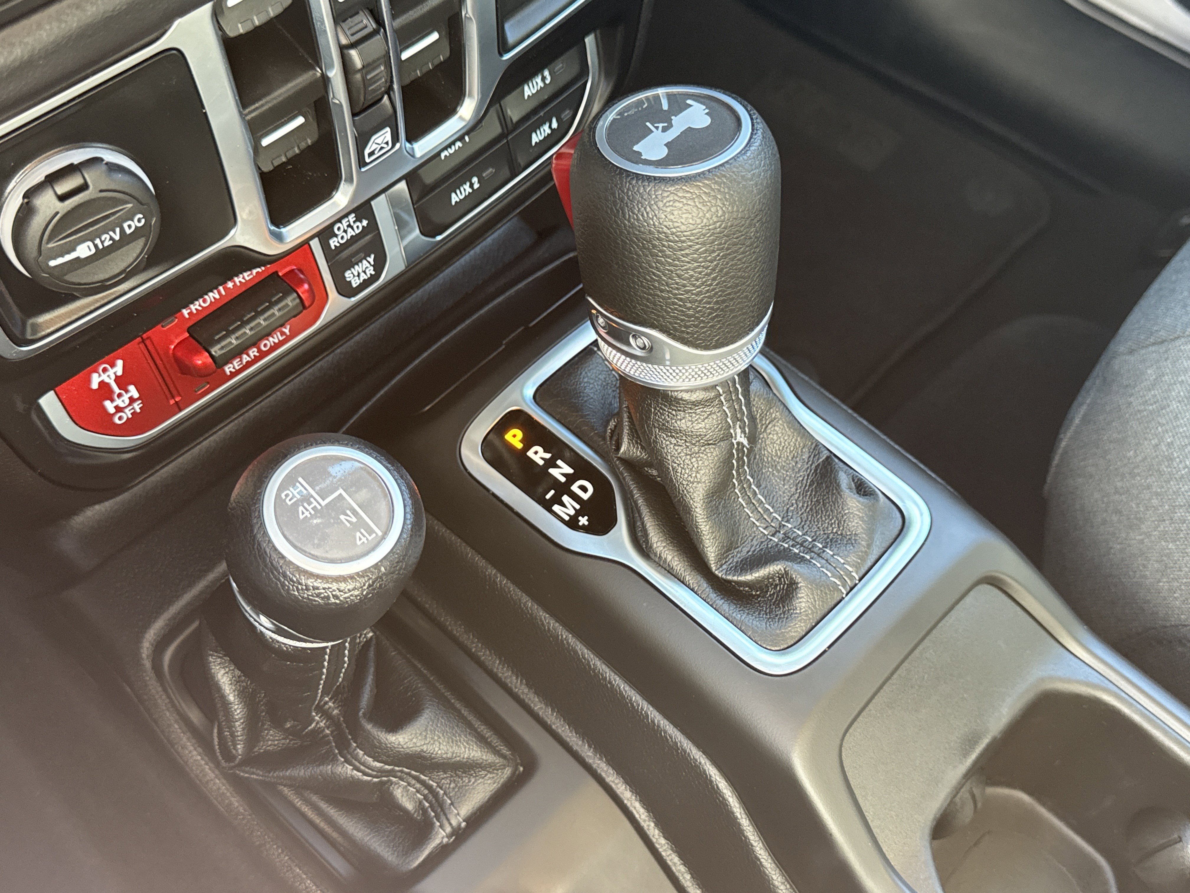 Used 2025 Jeep Wrangler Unlimited Rubicon image 21