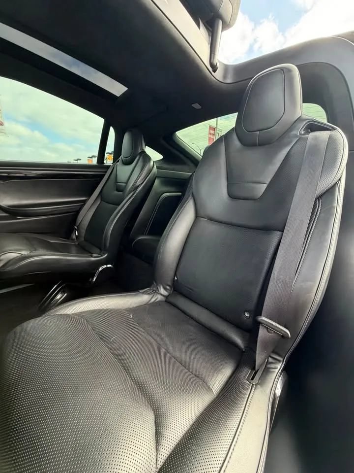 Used 2016 Tesla Model X Performance AWD/4WD image 10