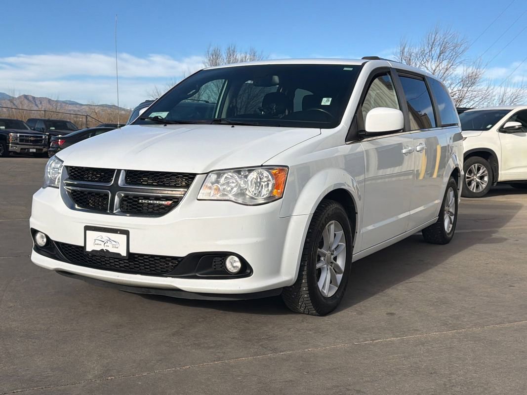 Used 2019 Dodge Grand Caravan SXT image 1