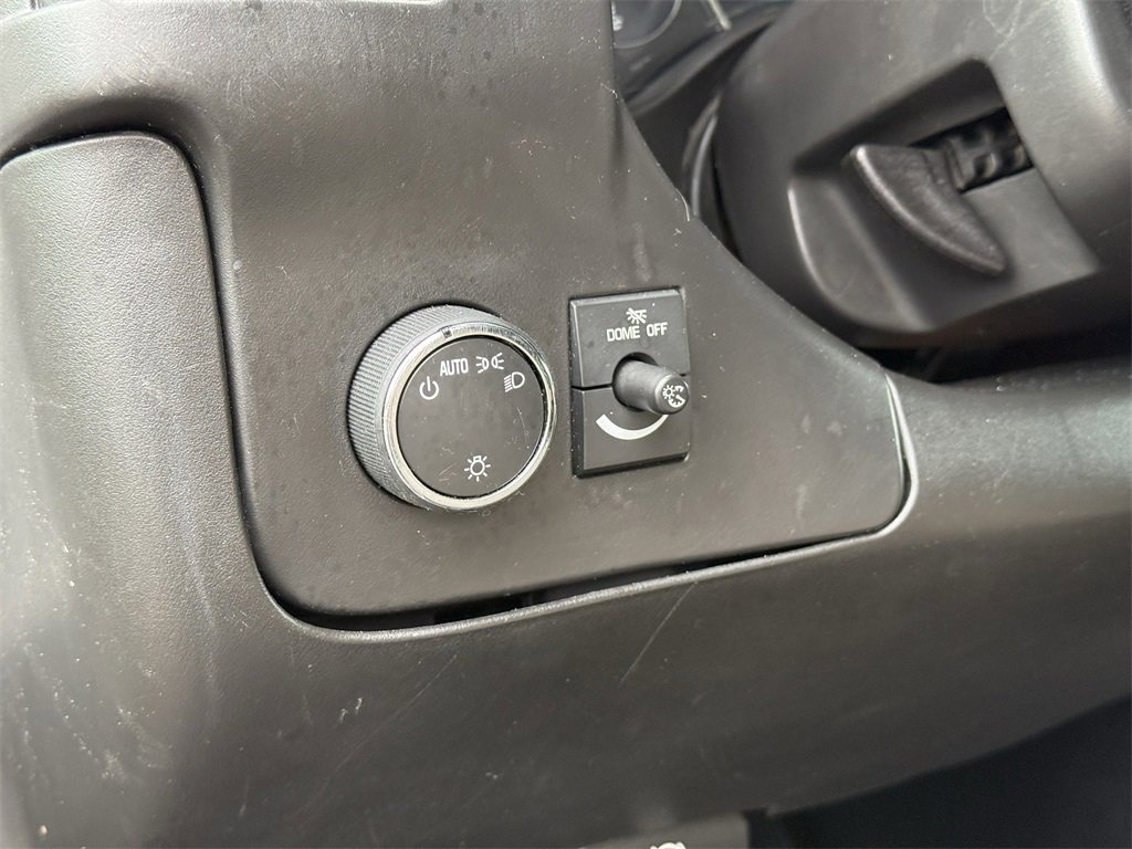 Used 2016 Chevrolet Express 3500 Extended image 22