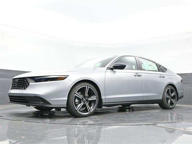 Certified 2025 Honda Accord Sport image 21