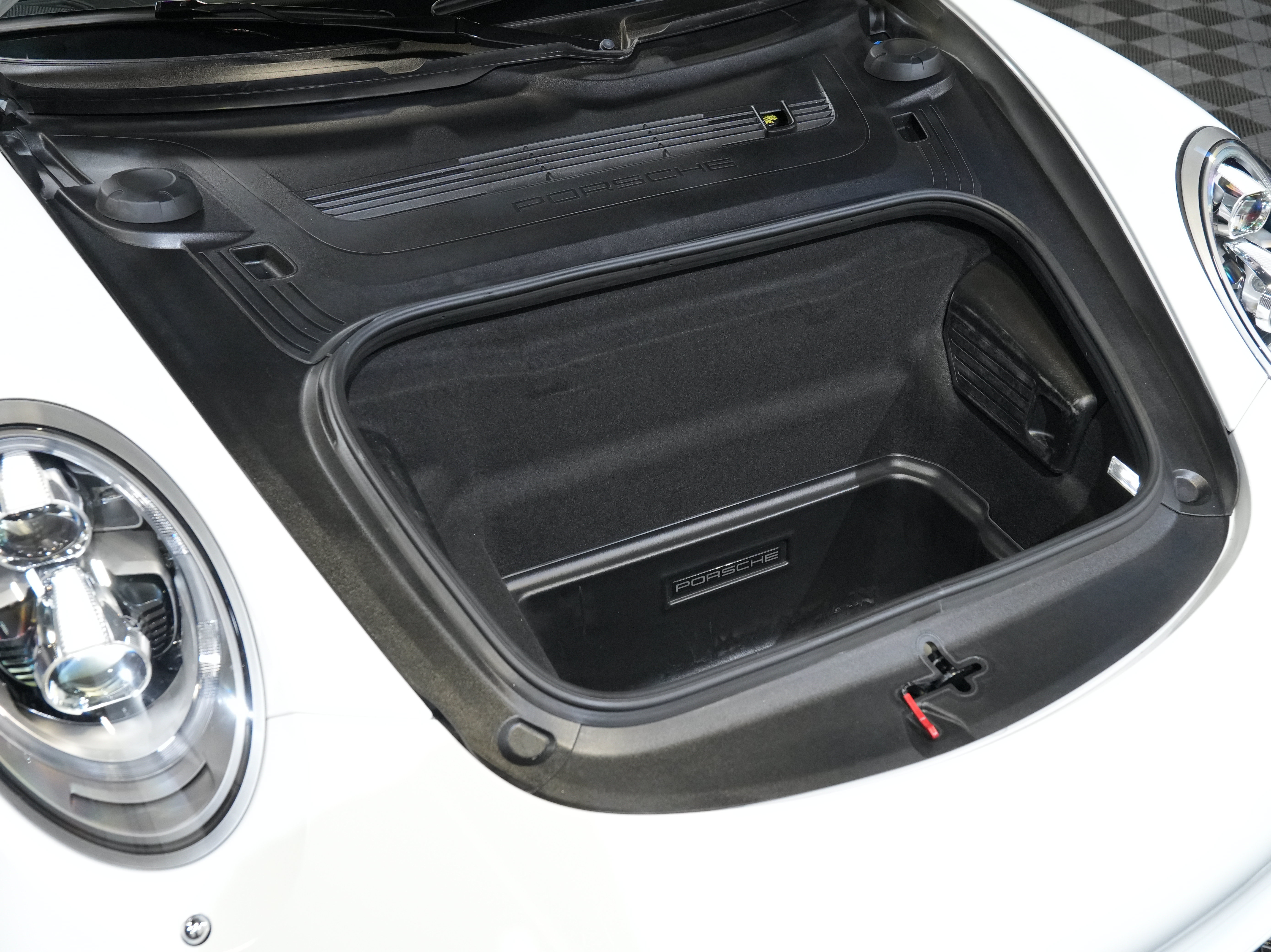 Used 2018 Porsche 911 Turbo S AWD/4WD image 42