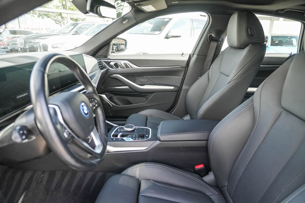 Used 2023 BMW i4 eDrive35 w/ Premium Package RWD image 18