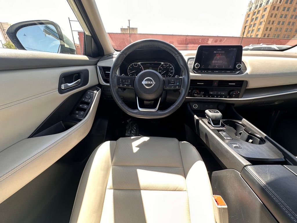 Certified 2023 Nissan Rogue SV w/ SV Premium B Package FWD image 16