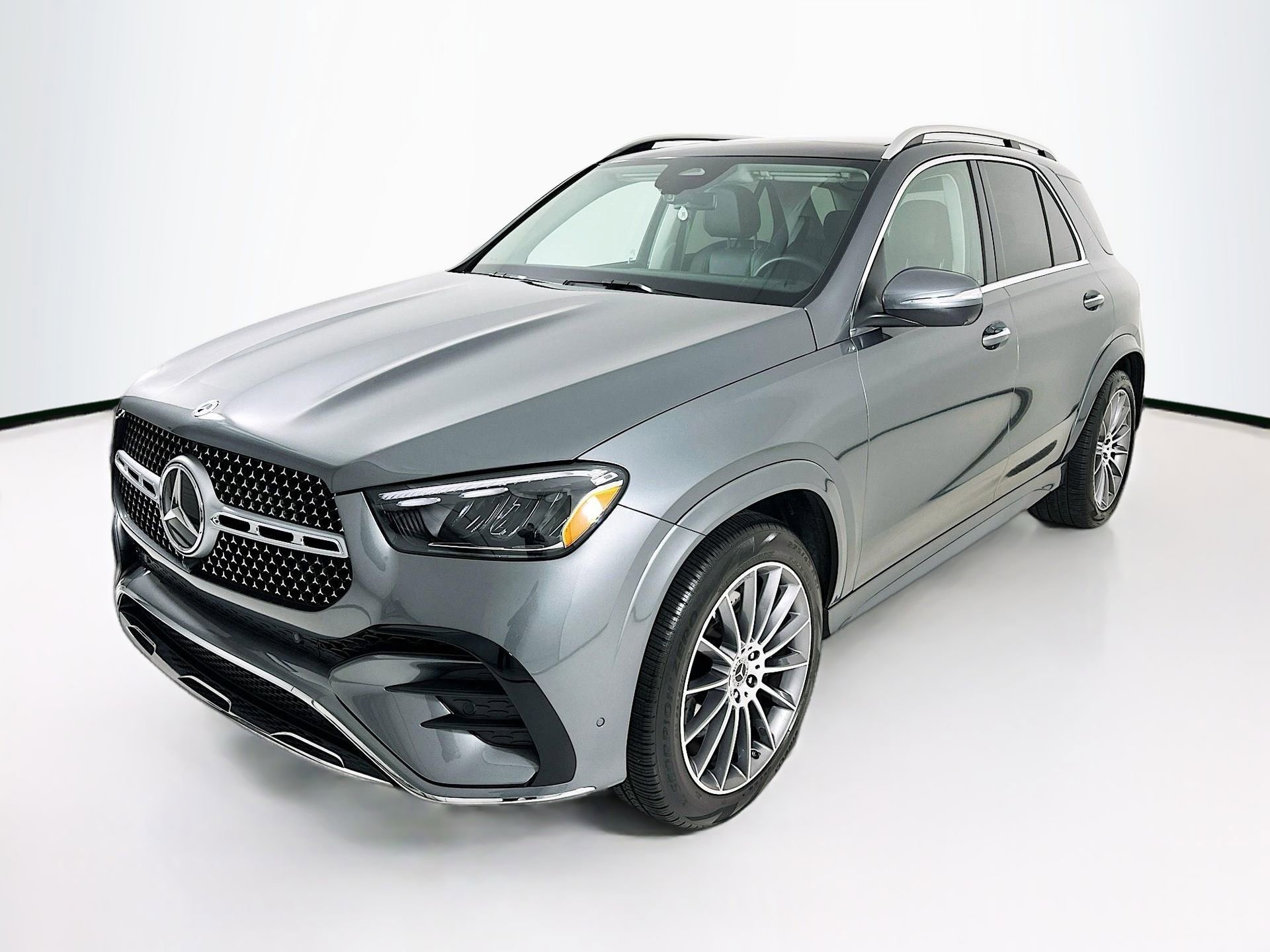 Certified 2025 Mercedes-Benz GLE 350 4MATIC image 3