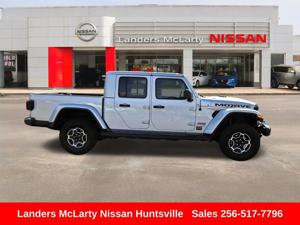 Used 2023 Jeep Gladiator Mojave w/ LED Lighting Group AWD/4WD video 2