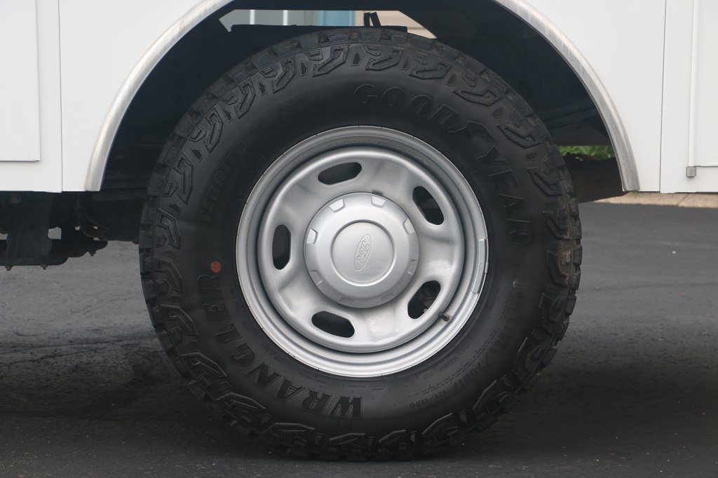 Used 2025 Ford F250 XL w/ XL Off-Road Package AWD/4WD image 42
