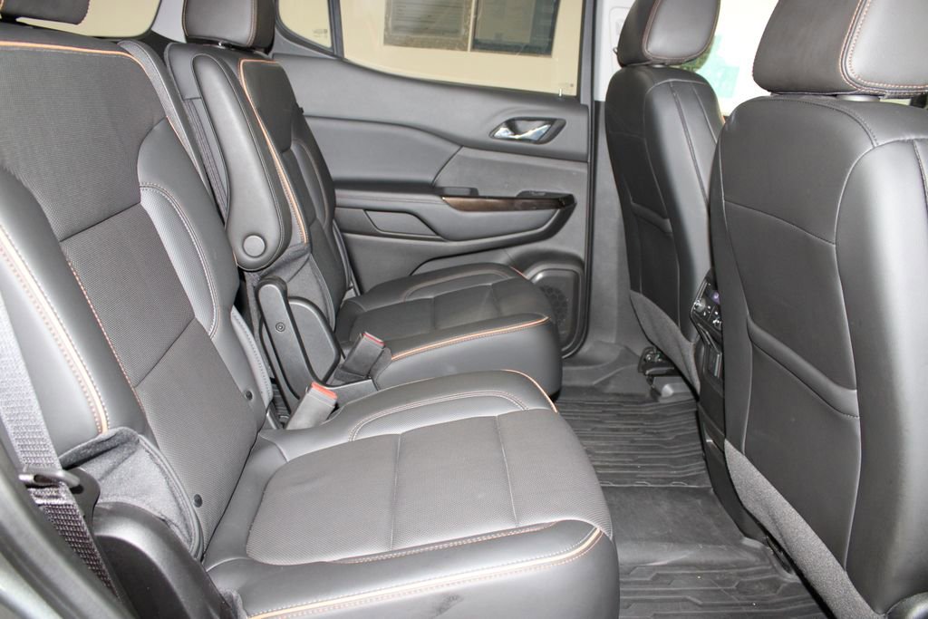 Used 2023 GMC Acadia AT4 w/ Preferred Package image 33