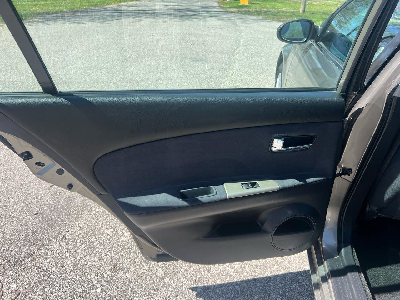 Used 2005 Nissan Altima 2.5 S w/ (S02) Side Airbags Pkg FWD image 9