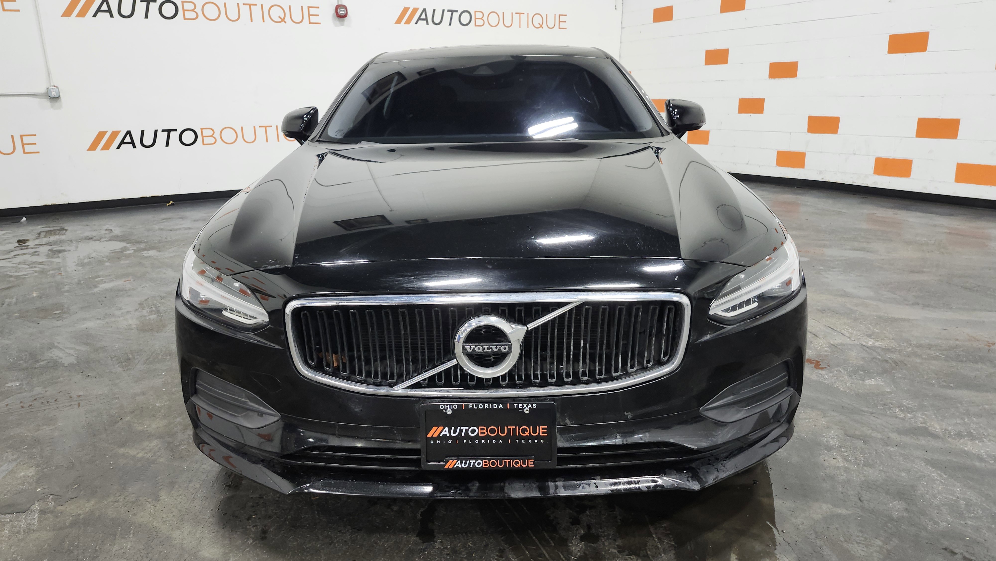 Used 2018 Volvo S90 T5 Momentum w/ Protection Package image 12