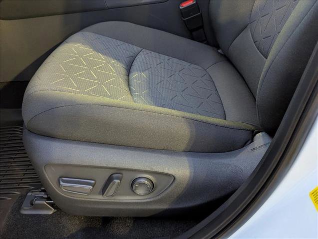 New 2025 Toyota RAV4 XLE image 4