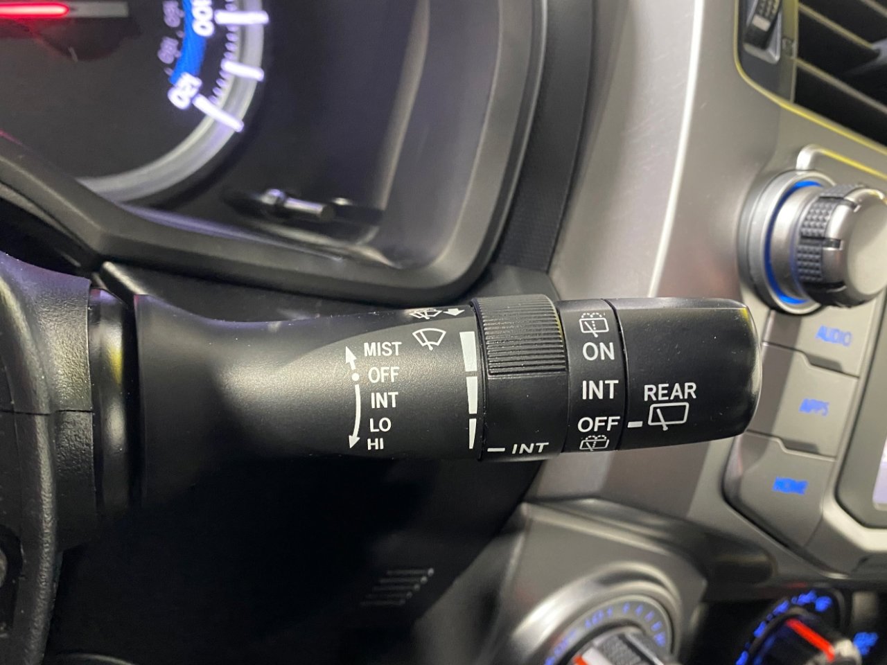 Used 2015 Toyota 4Runner SR5 Premium image 23