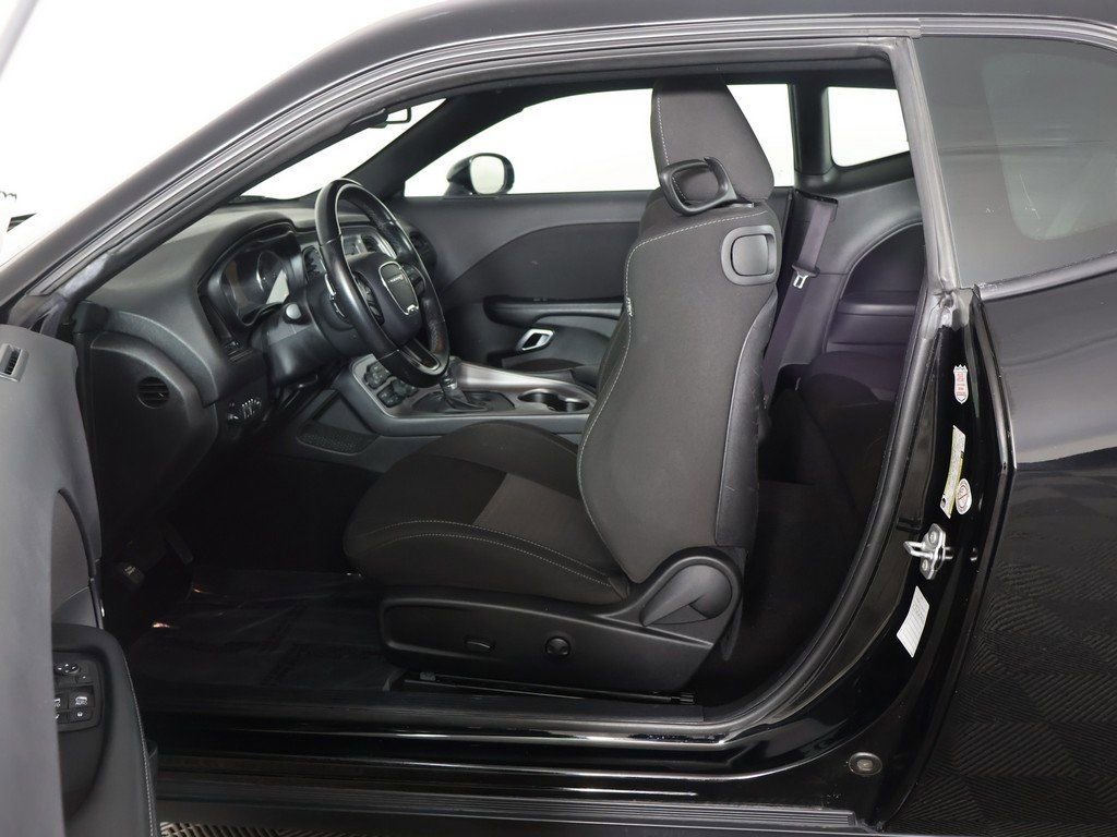 Used 2023 Dodge Challenger R/T image 23