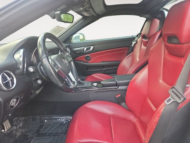 Used 2015 Mercedes-Benz SLK 250 w/ Premium Package image 9