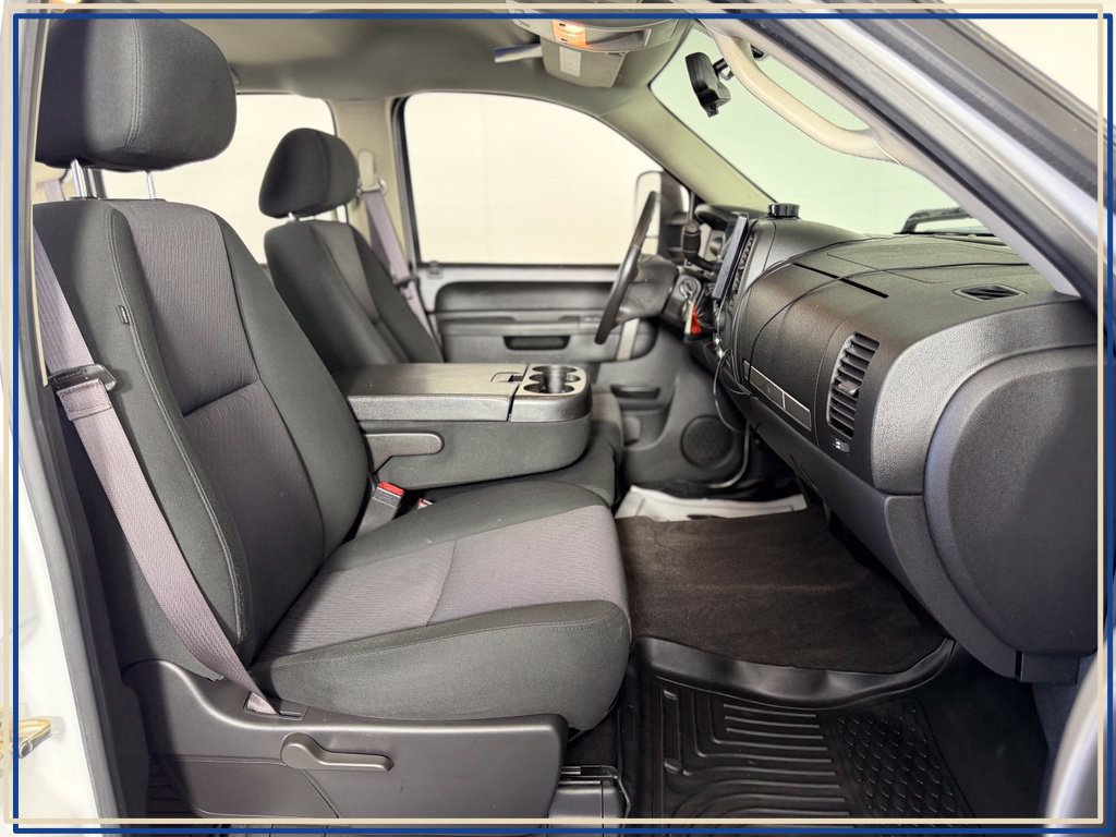 Used 2013 Chevrolet Silverado 2500 LT AWD/4WD image 37