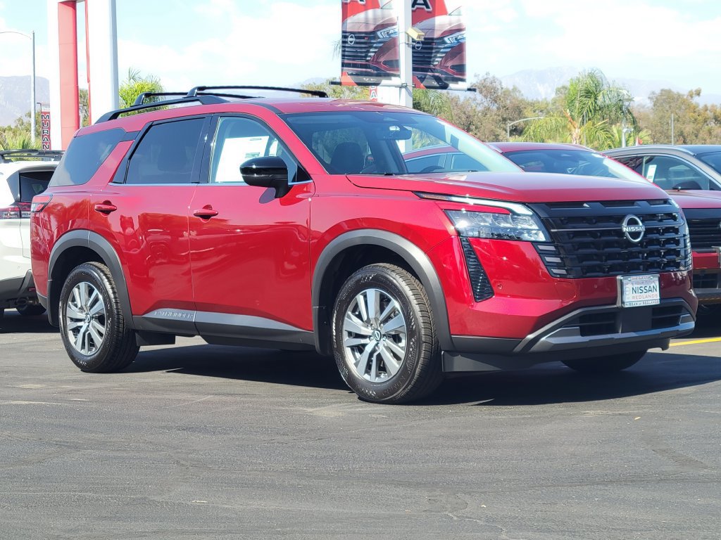 New 2026 Nissan Pathfinder SL FWD image 15