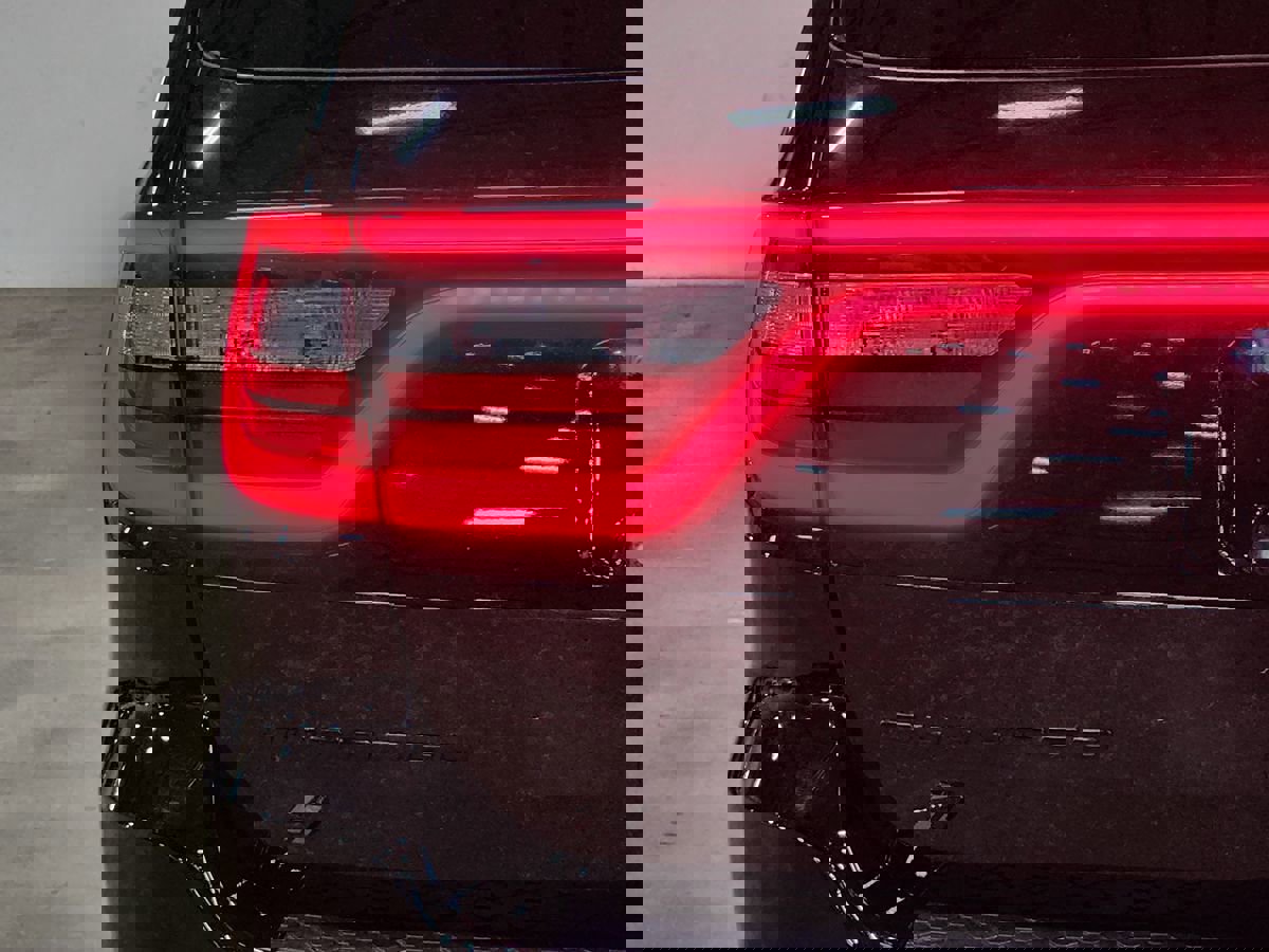 Used 2022 Dodge Durango R/T w/ Blacktop Package image 20