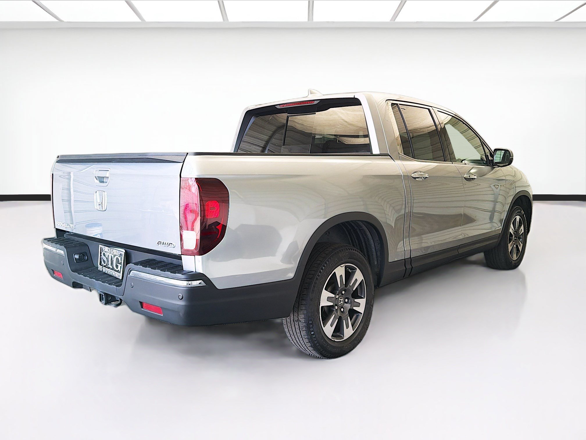 Used 2017 Honda Ridgeline RTL-E image 4