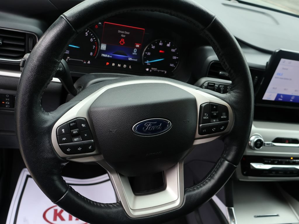 Used 2022 Ford Explorer XLT w/ Equipment Group 202A AWD/4WD image 27