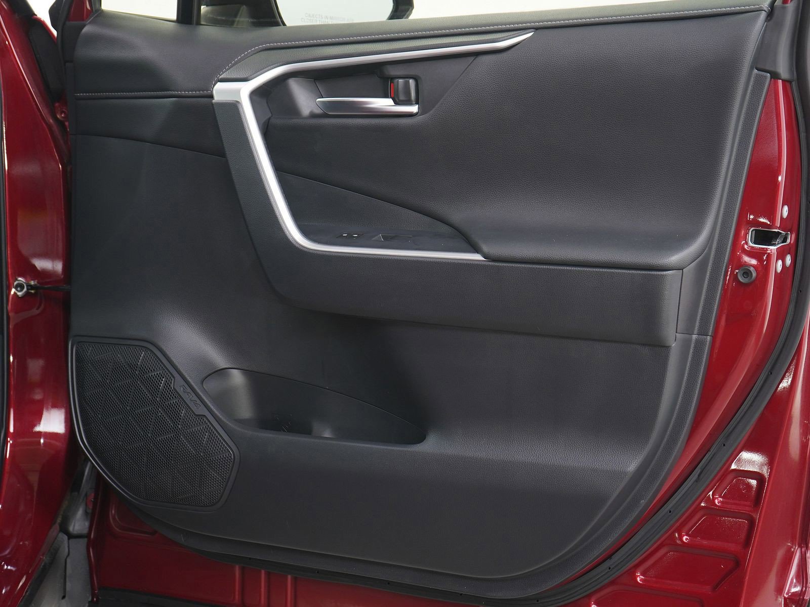 Used 2019 Toyota RAV4 Limited AWD/4WD image 9