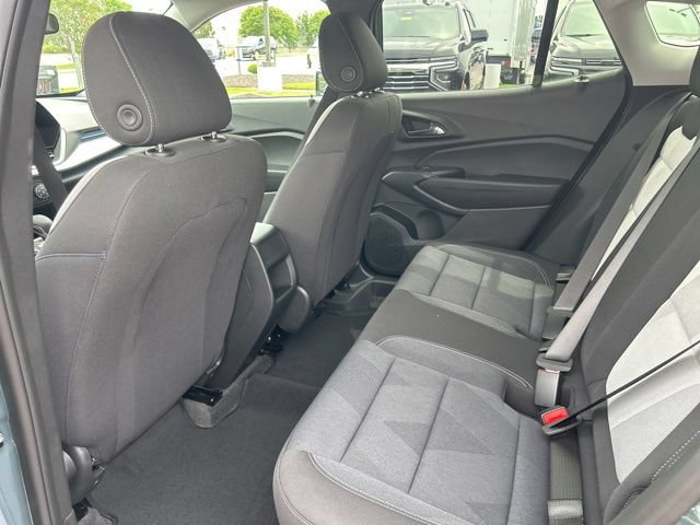 New 2026 Chevrolet Trax LS w/ LS Convenience Package FWD image 27