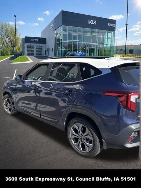Used 2024 Kia Seltos S FWD image 9