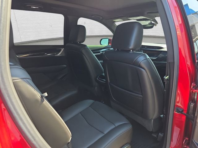 Certified 2025 Cadillac XT6 Premium Luxury w/ Technology Package AWD/4WD image 11